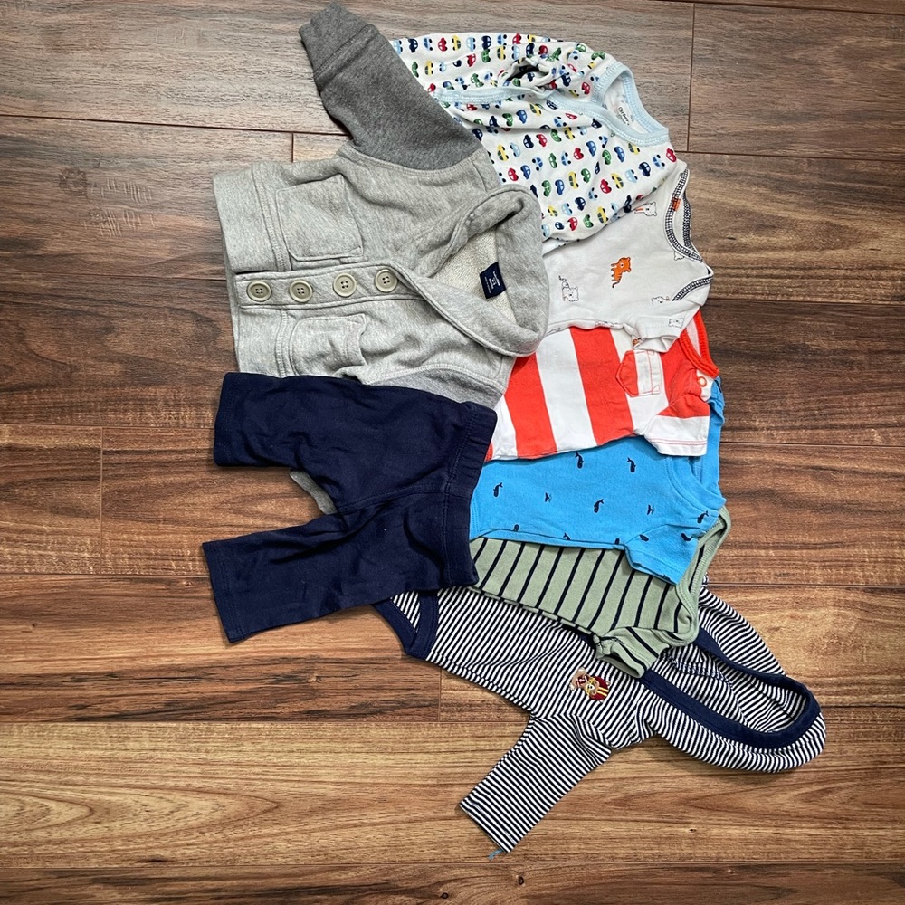 Bundle of boys clothes - Picture 3 of 3
